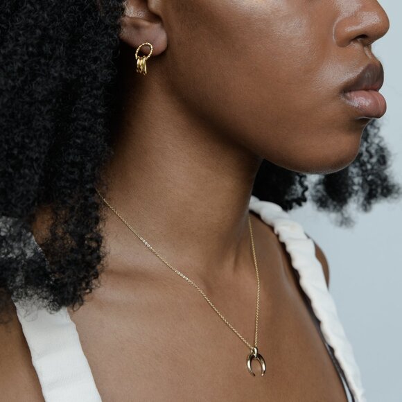 Silver textured oval stud earrings - Picture 2 of 2